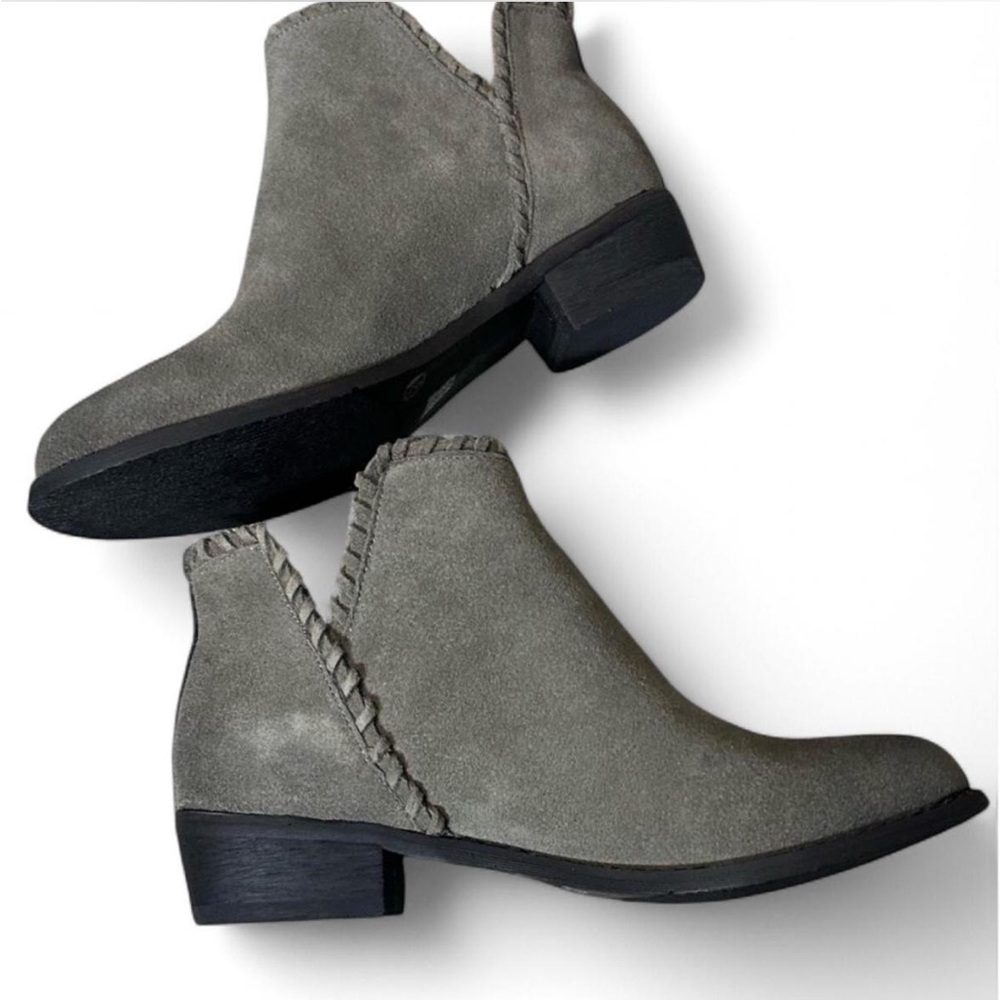Dirty Laundry Faux Suede‎ Booties